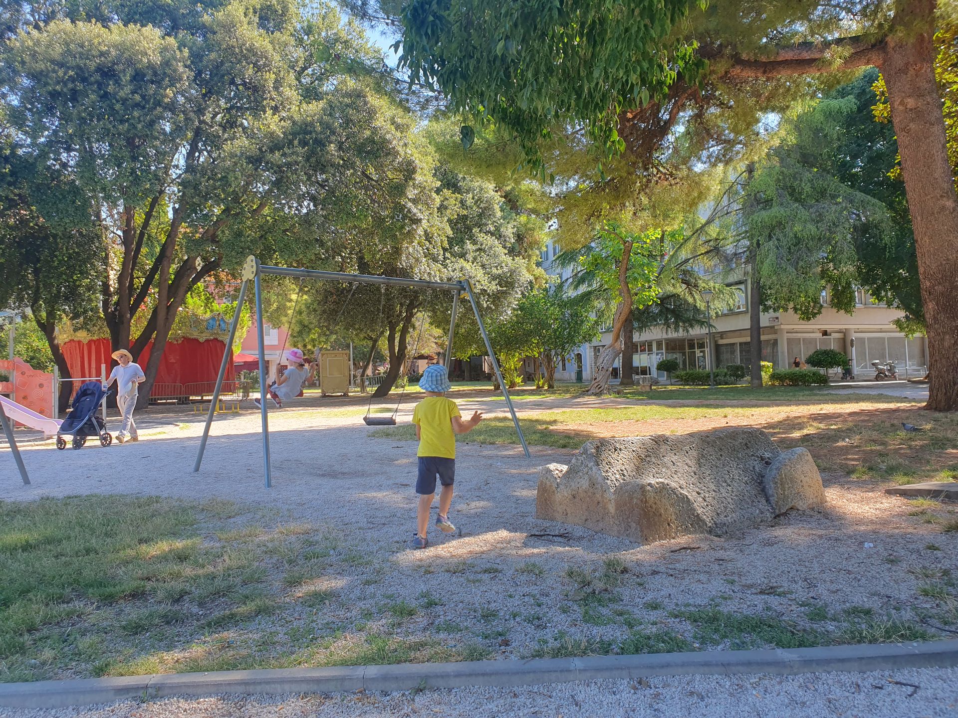 Fotografie na pozici 6 ze dne 5