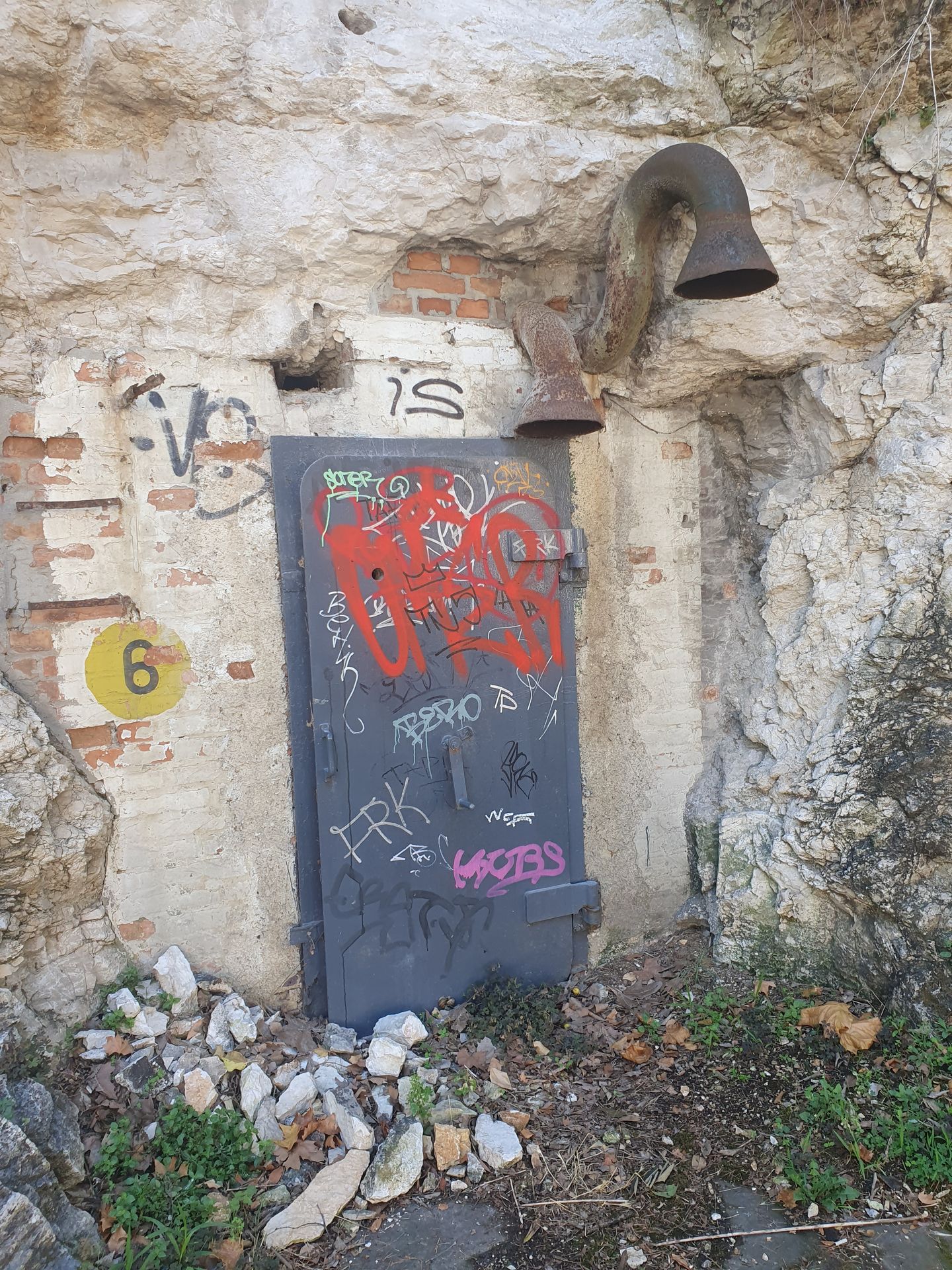 Fotografie na pozici 14 ze dne 5
