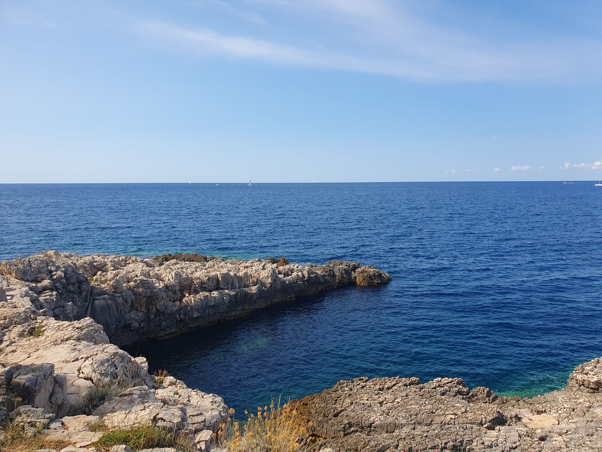 Fotografie na pozici 7 ze dne 6